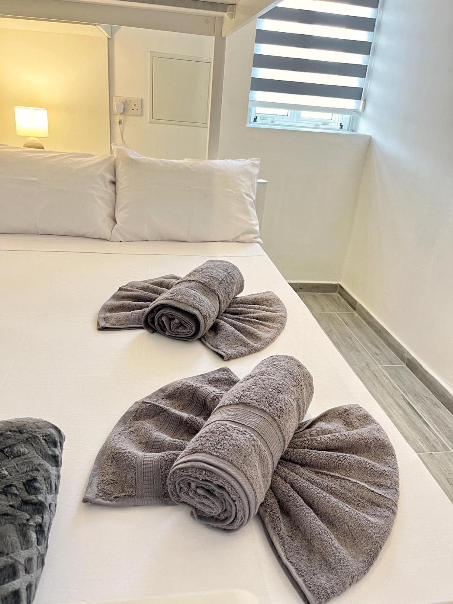 Maria & Matthias - Apartments In Central Of Floriana ภายนอก รูปภาพ