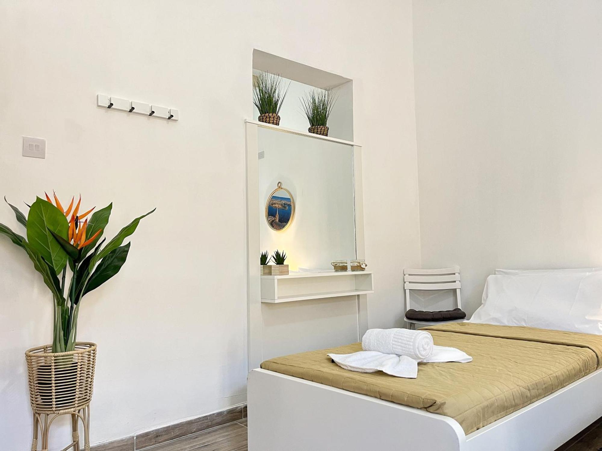Maria & Matthias - Apartments In Central Of Floriana ภายนอก รูปภาพ