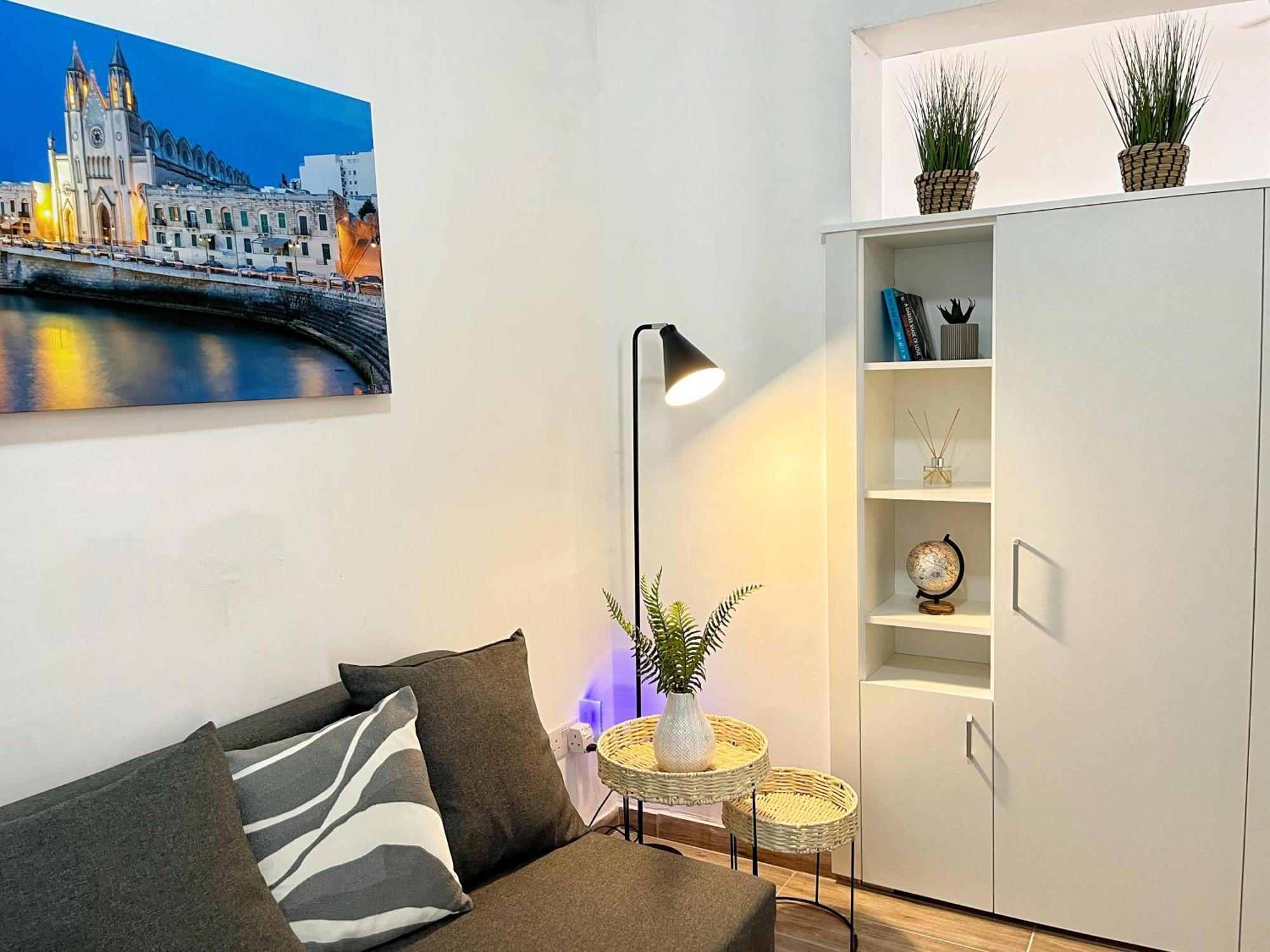Maria & Matthias - Apartments In Central Of Floriana ภายนอก รูปภาพ
